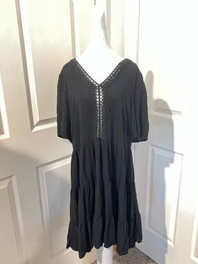 Cute black patterned dress